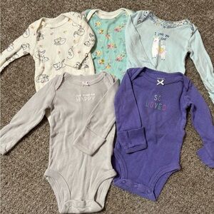 ⭐️Bundle of 5 Newborn girl long sleeve onesies